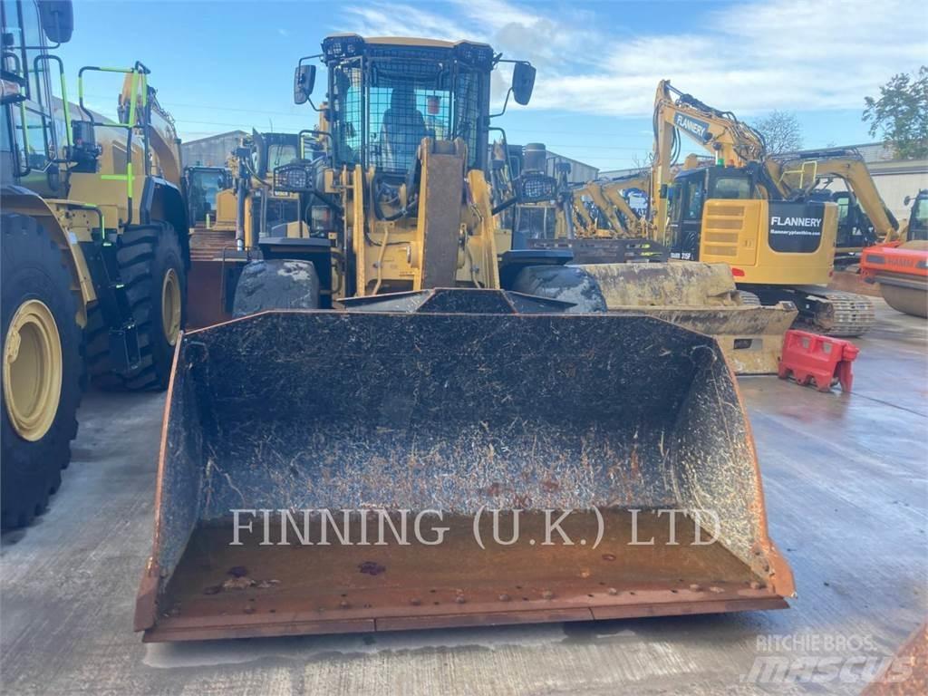 CAT 938M Chargeuse sur pneus