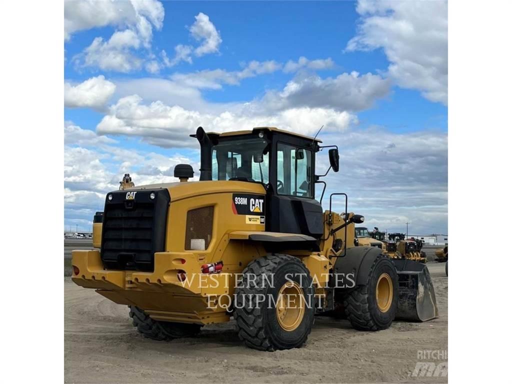 CAT 938M Chargeuse sur pneus