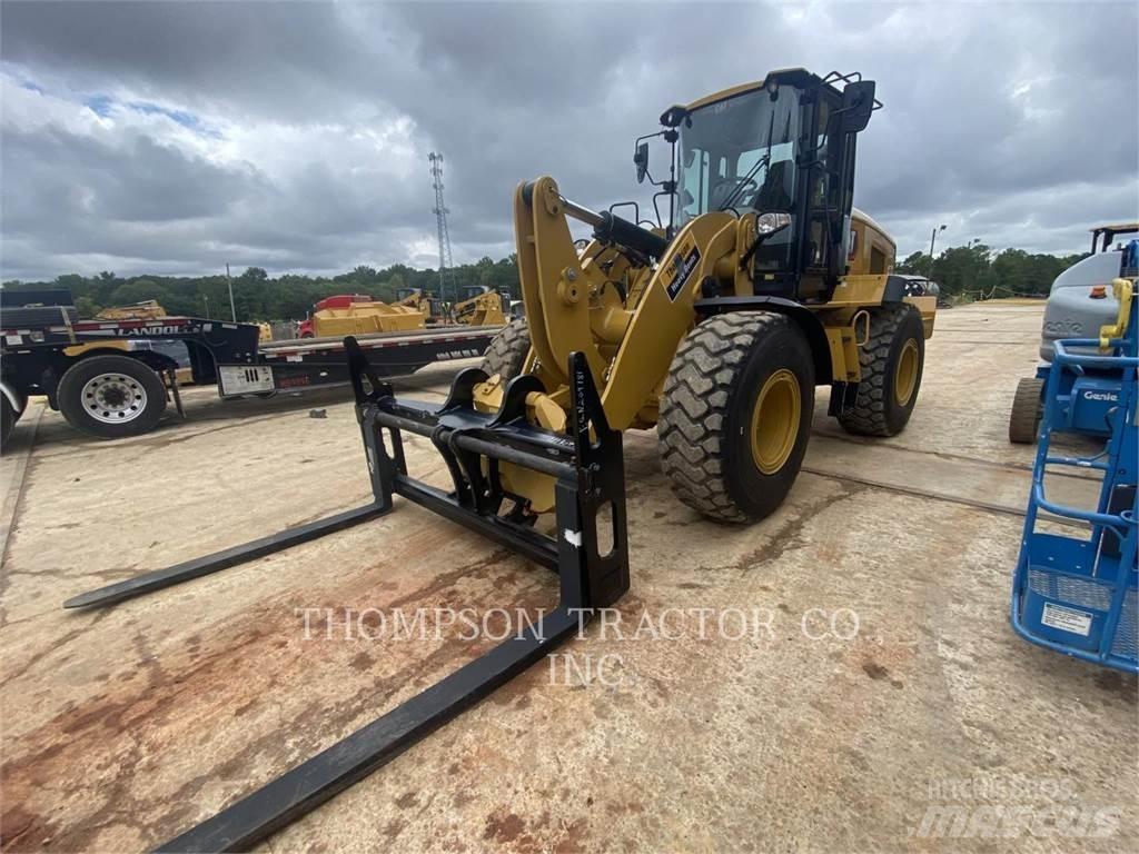 CAT 938M Chargeuse sur pneus