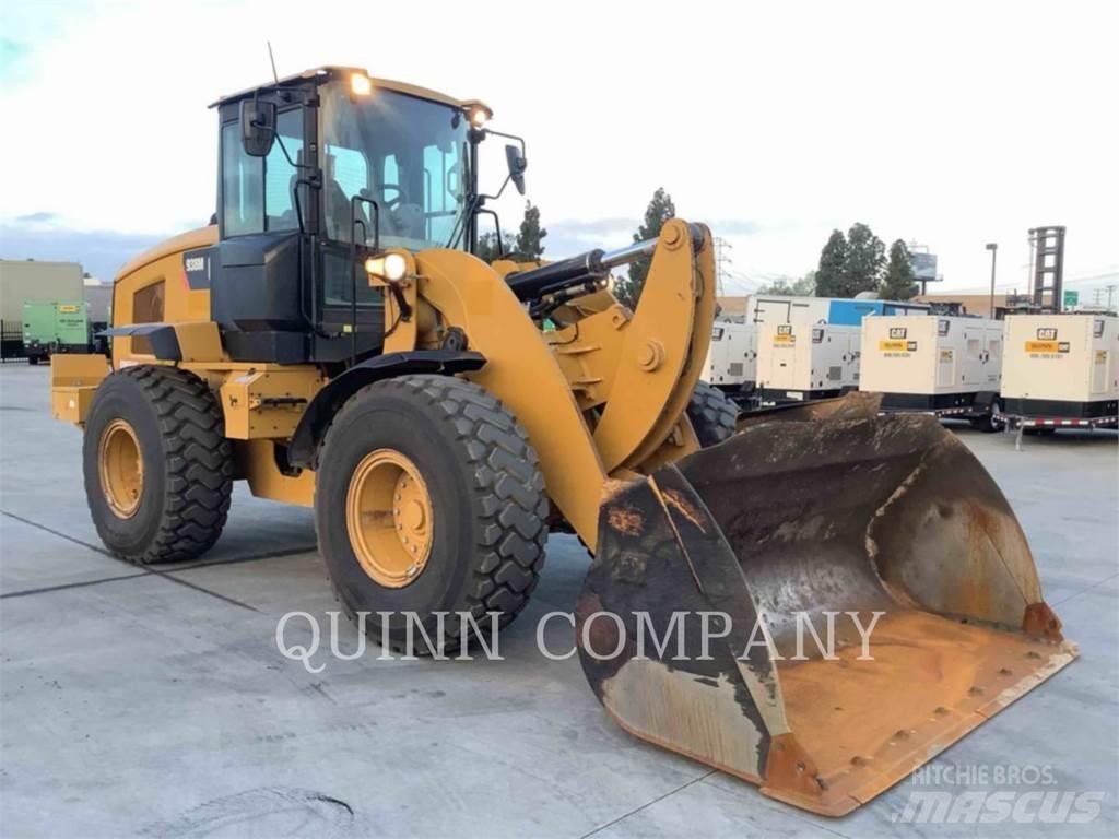 CAT 938M Chargeuse sur pneus