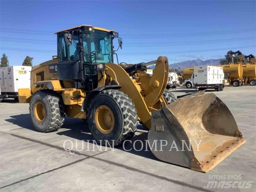 CAT 938M Chargeuse sur pneus