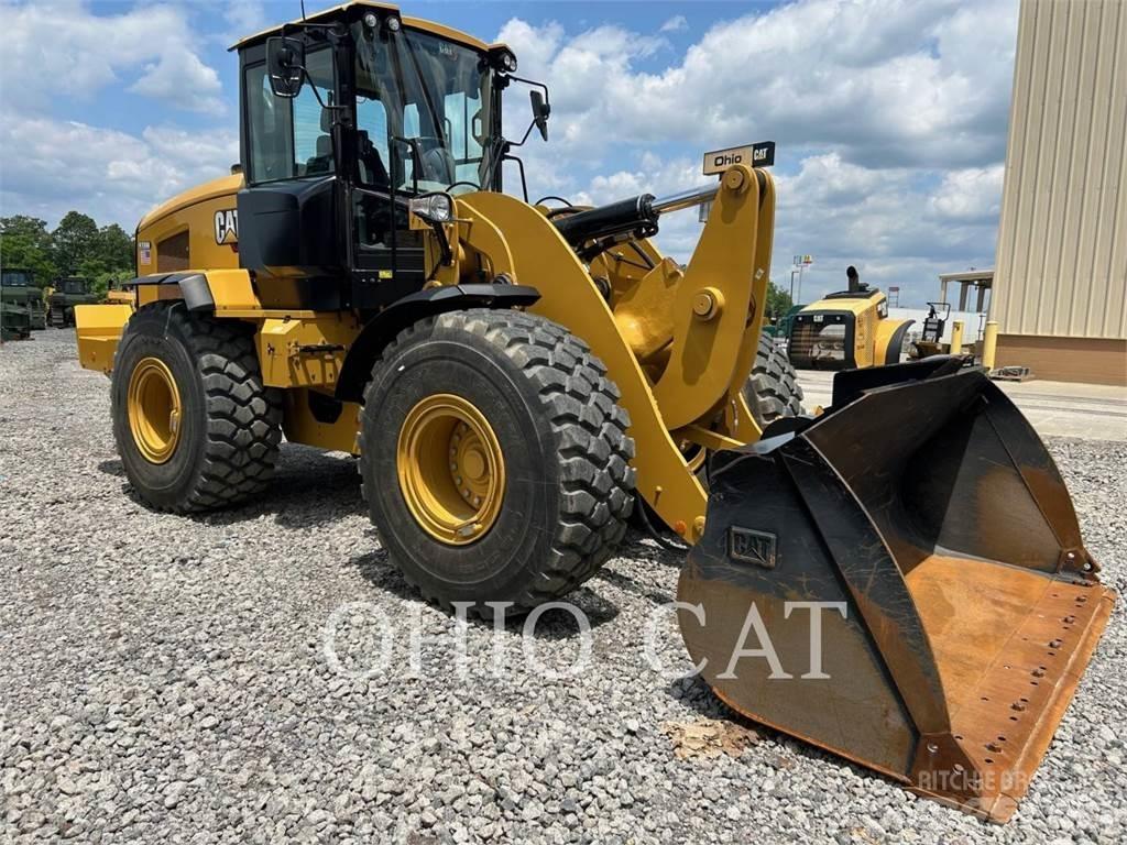 CAT 938M Chargeuse sur pneus