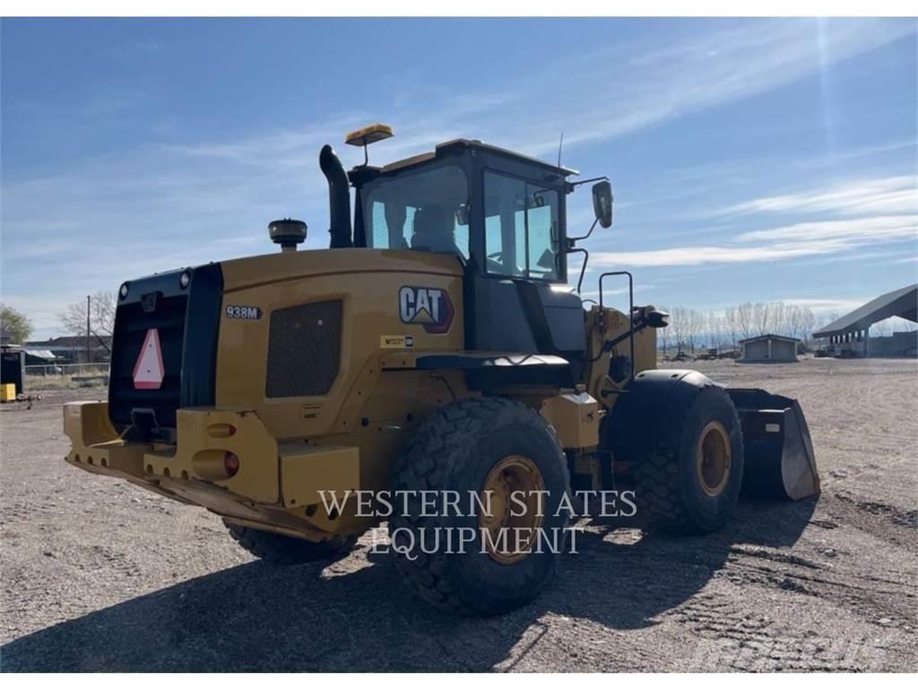 CAT 938M Chargeuse sur pneus