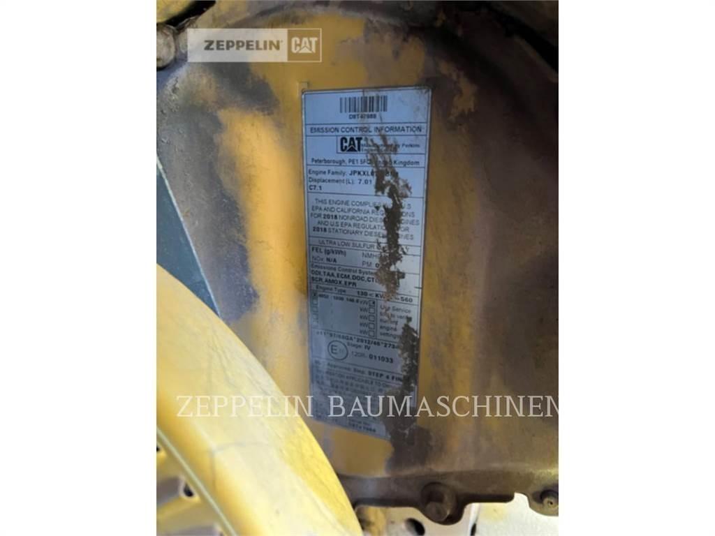 CAT 938M Chargeuse sur pneus