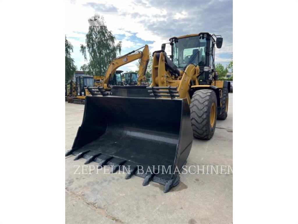 CAT 938M Chargeuse sur pneus