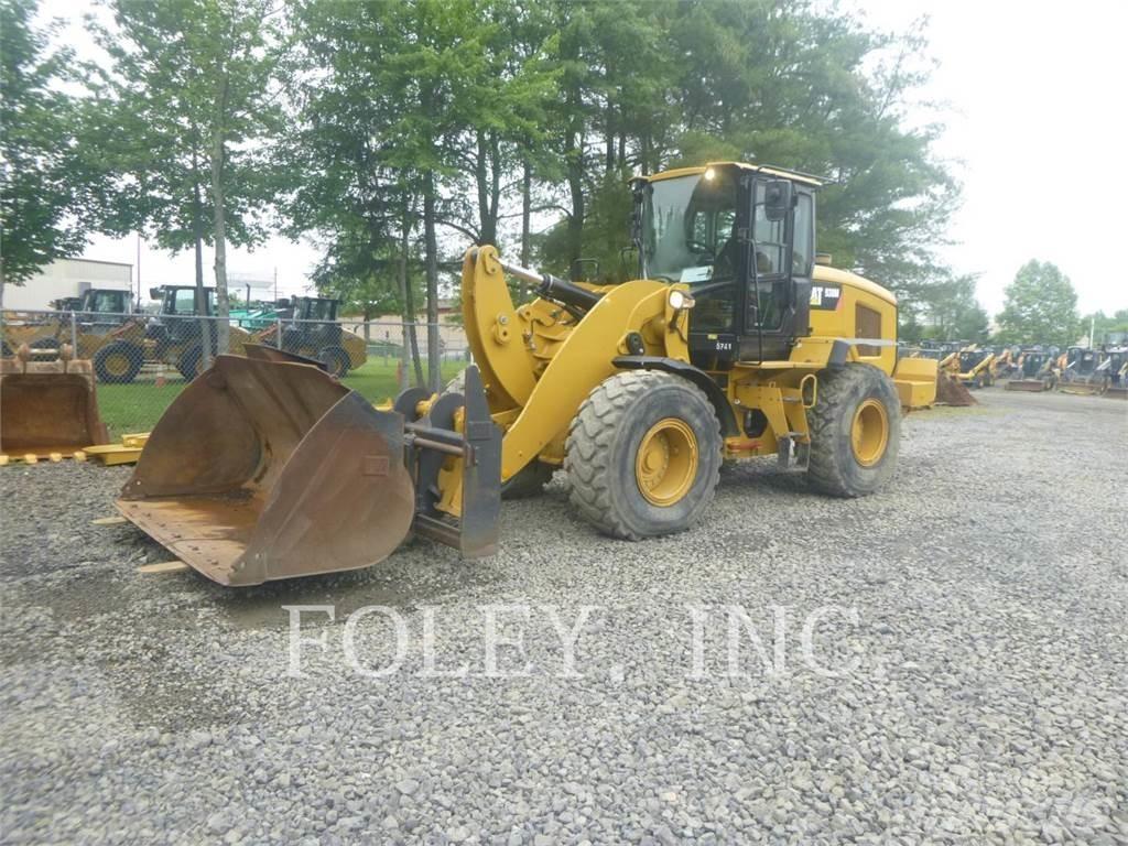 CAT 938M Chargeuse sur pneus
