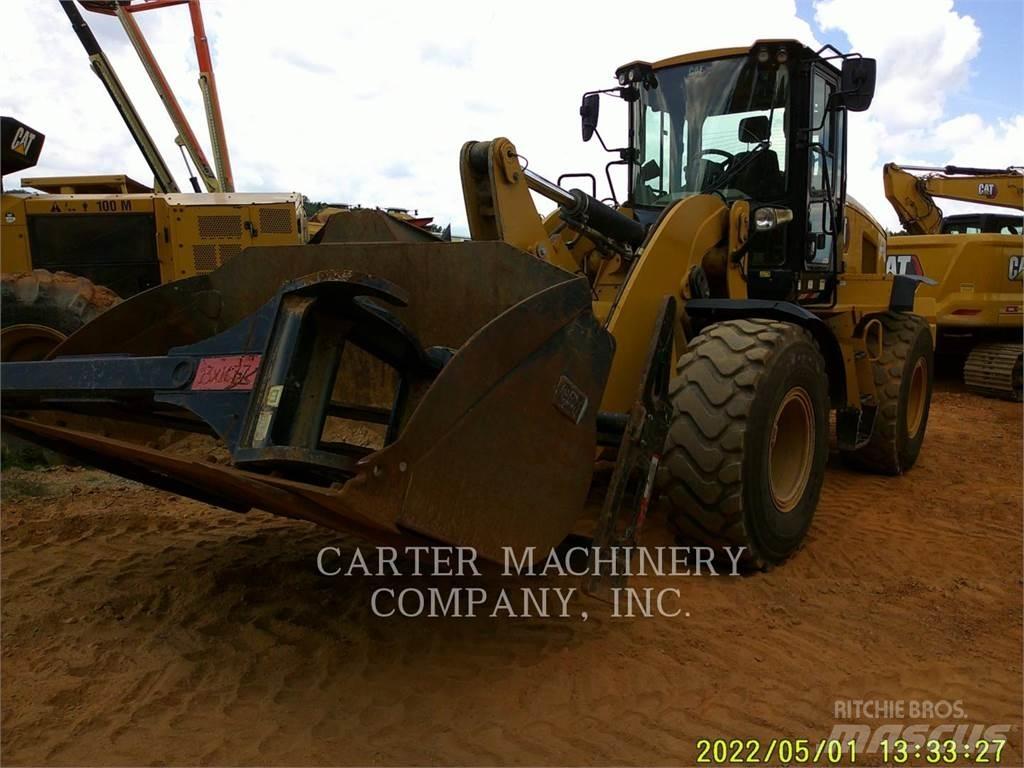 CAT 938M Chargeuse sur pneus
