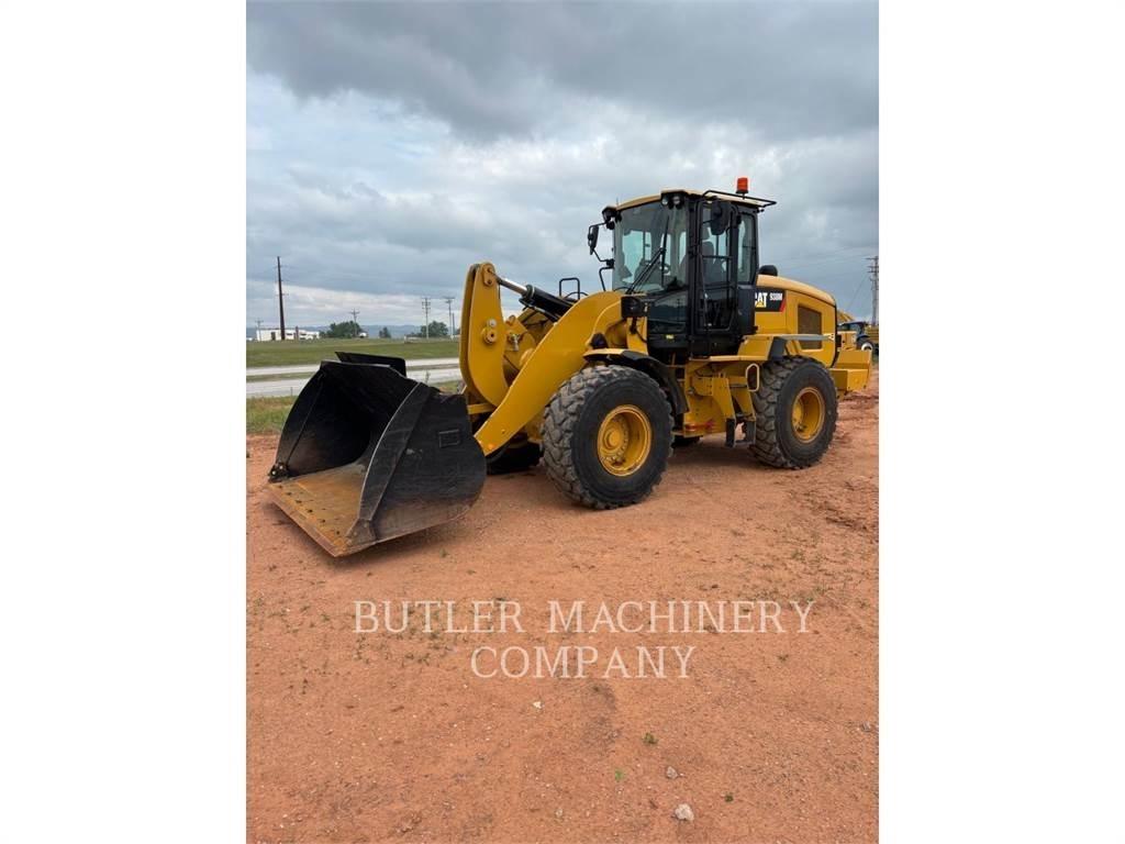 CAT 938M Chargeuse sur pneus