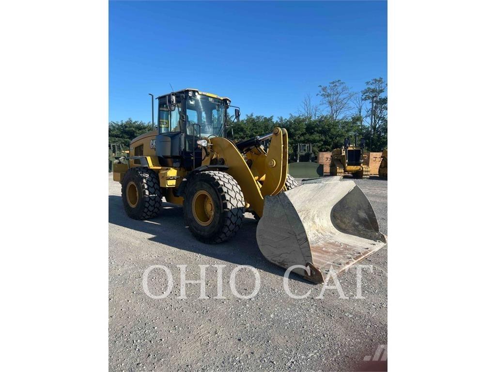 CAT 938M Chargeuse sur pneus