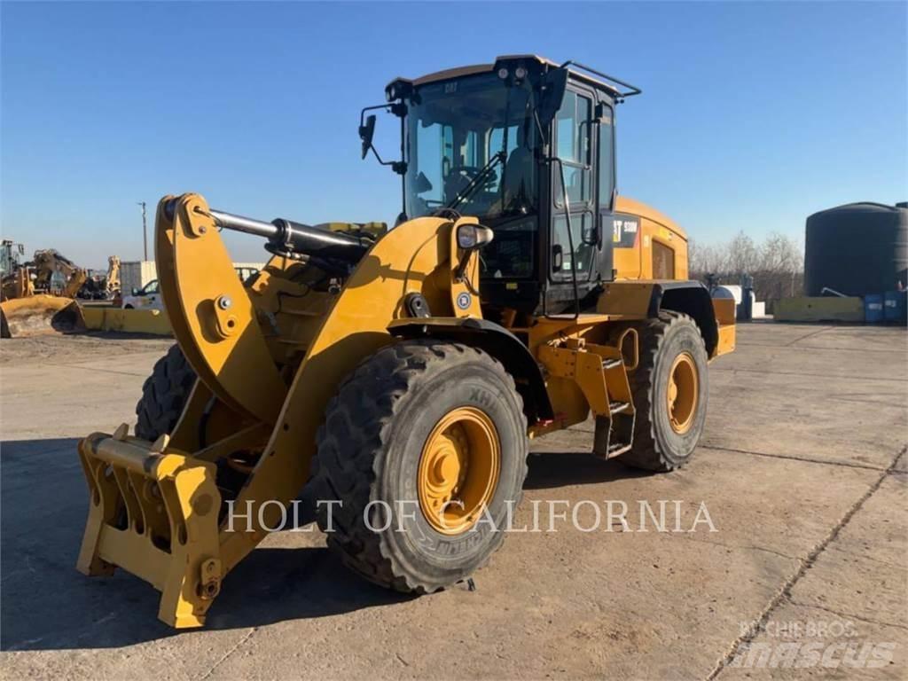 CAT 938M Chargeuse sur pneus