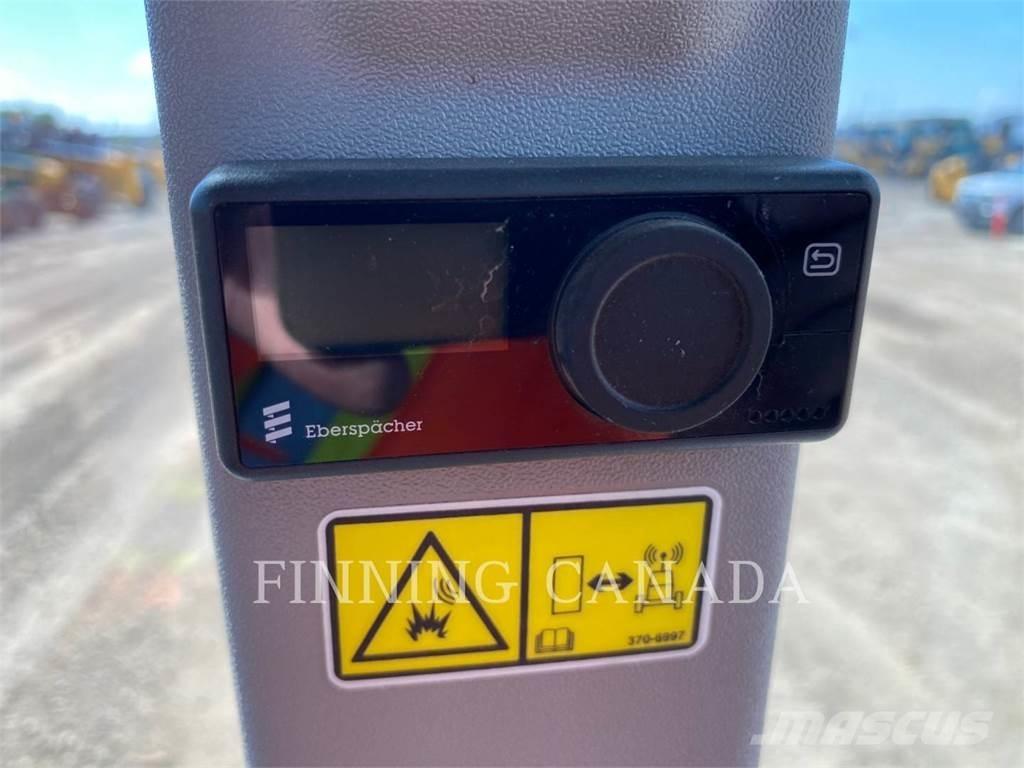 CAT 938M Chargeuse sur pneus