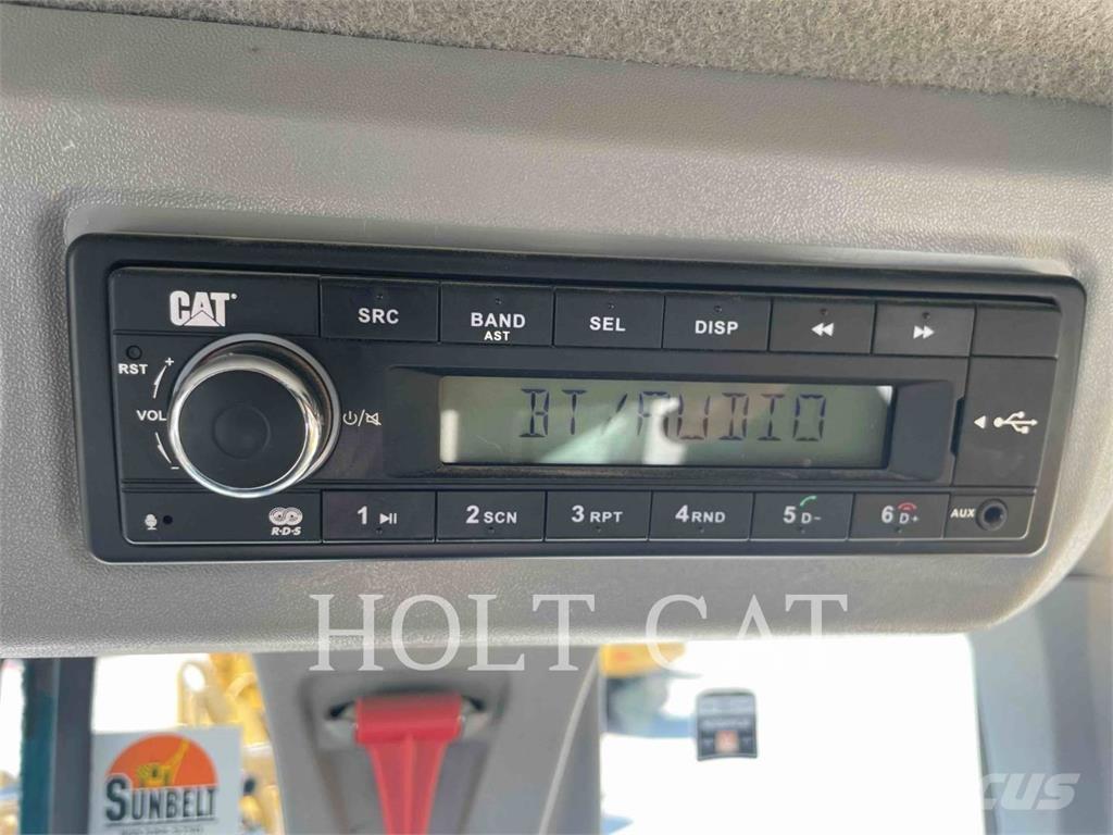 CAT 938M Chargeuse sur pneus
