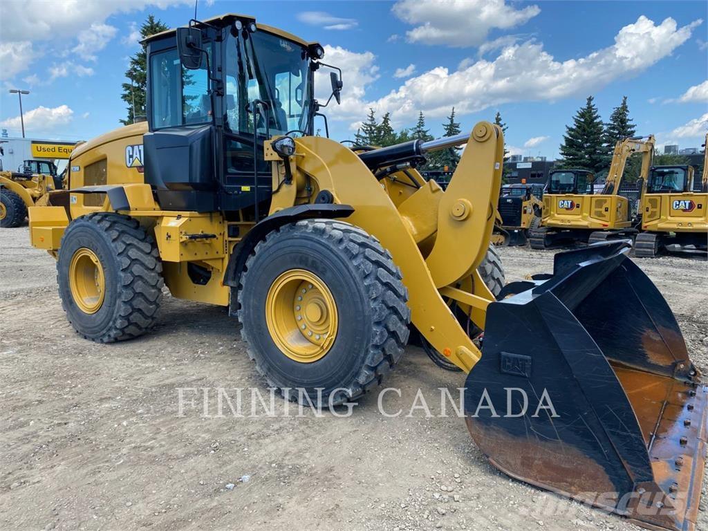 CAT 938M Chargeuse sur pneus