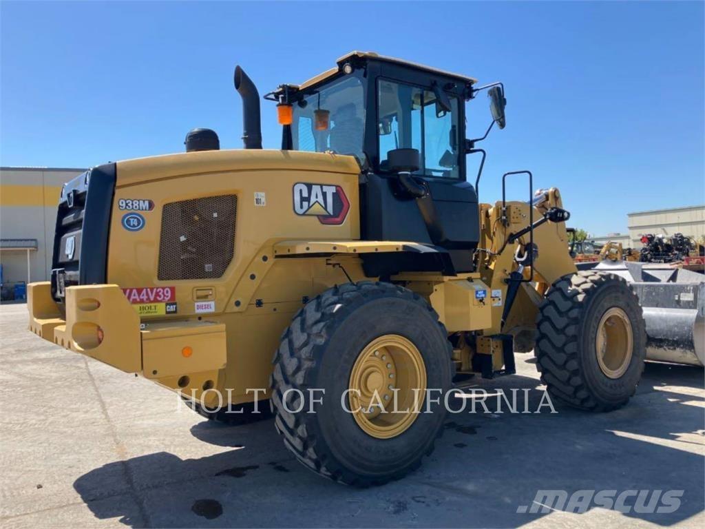 CAT 938M Chargeuse sur pneus