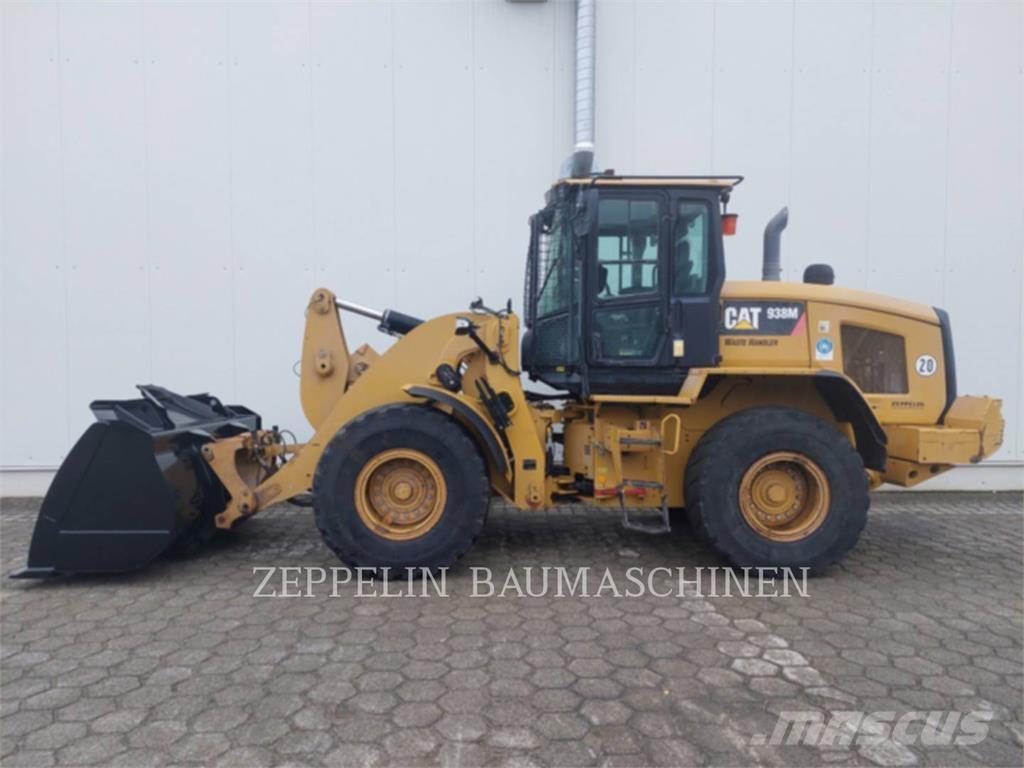 CAT 938M Chargeuse sur pneus