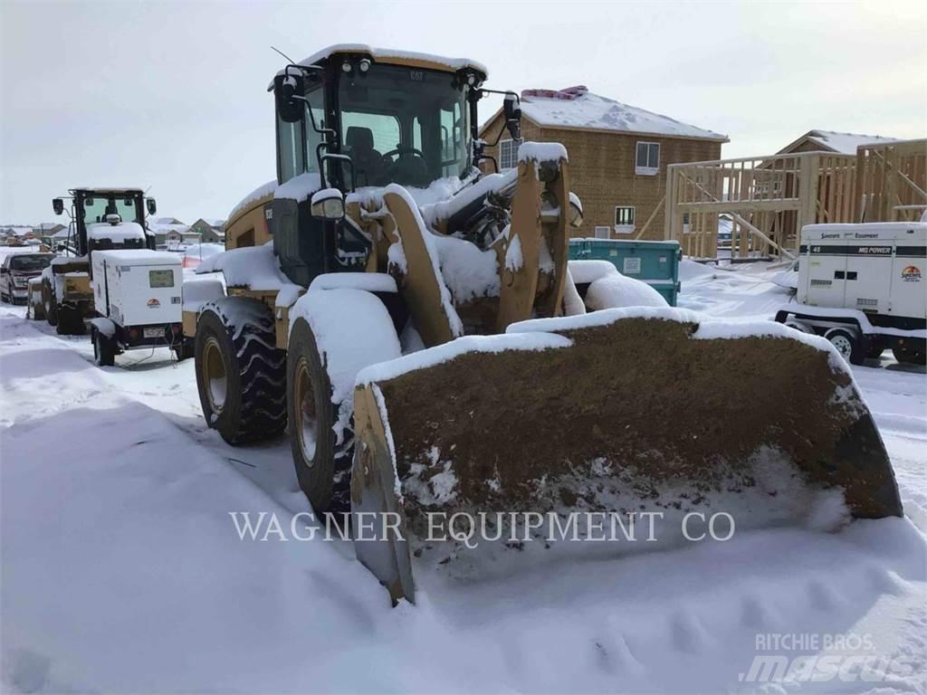 CAT 938M Chargeuse sur pneus