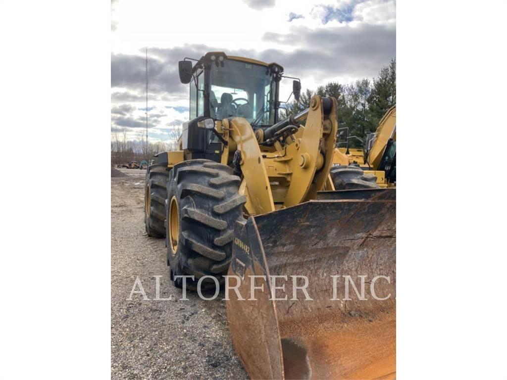CAT 938M Chargeuse sur pneus
