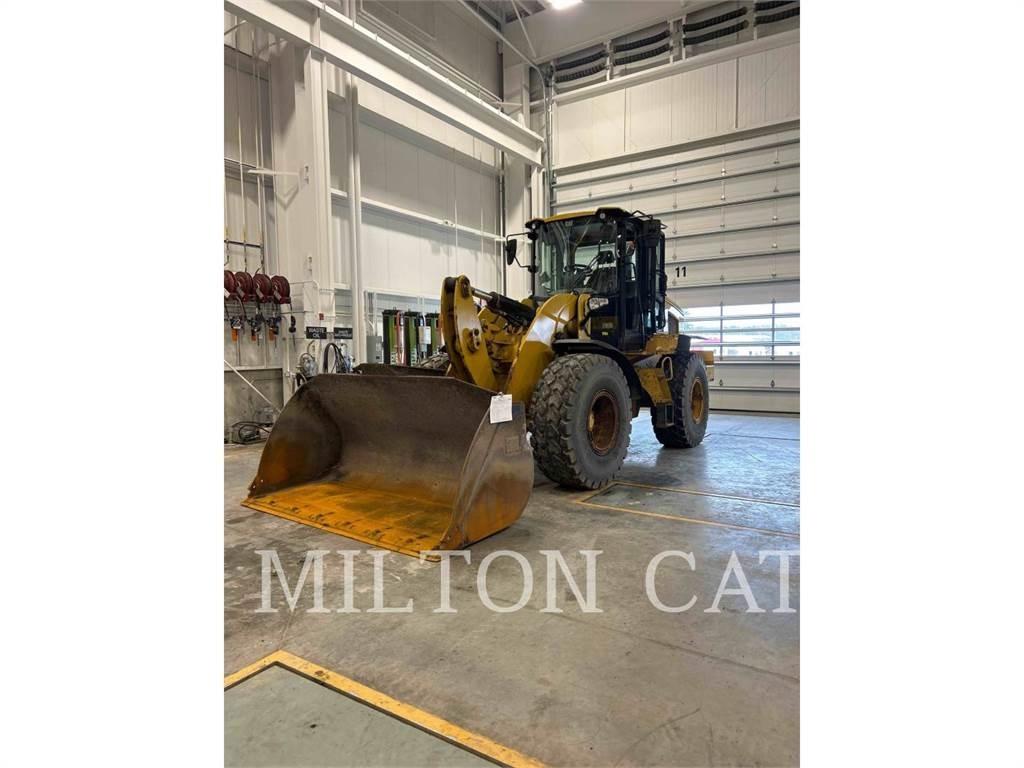 CAT 938M 3V Chargeuse sur pneus