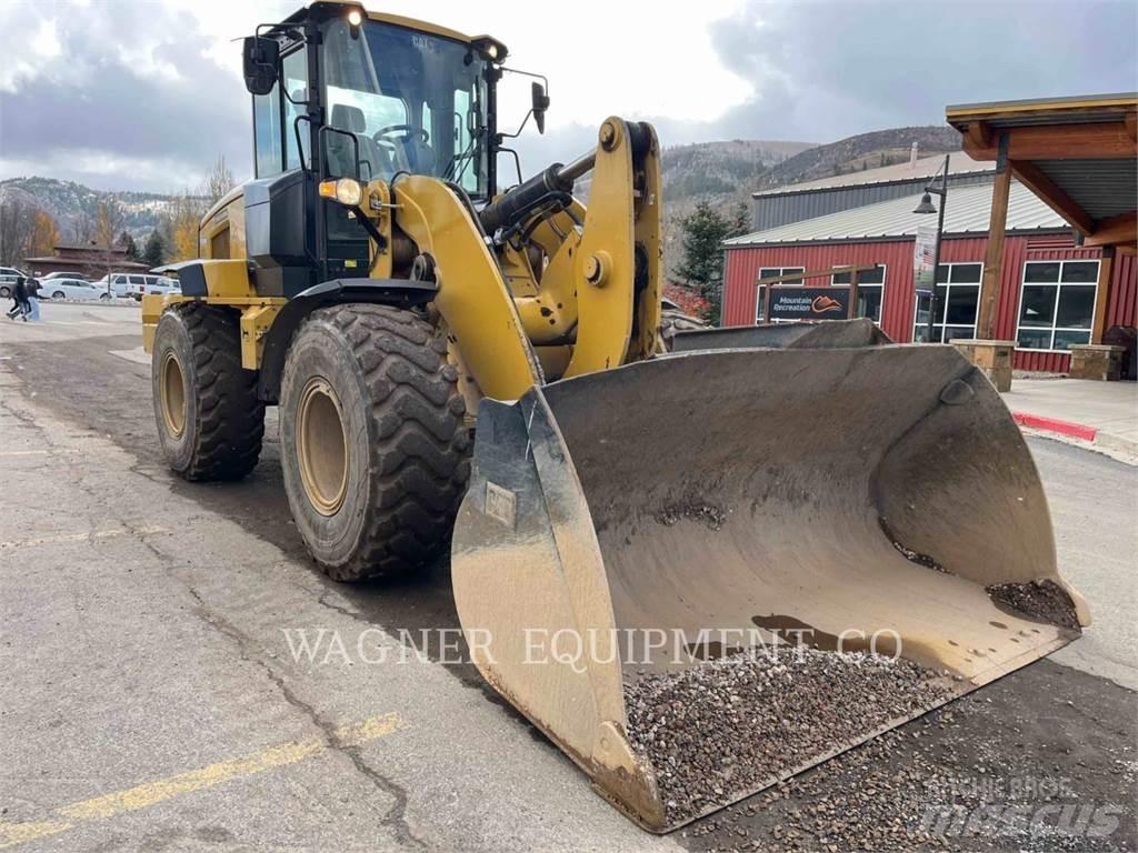 CAT 938M FC Chargeuse sur pneus
