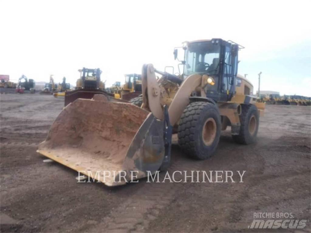 CAT 938M FC Chargeuse sur pneus
