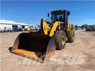 CAT 938M FC Chargeuse sur pneus