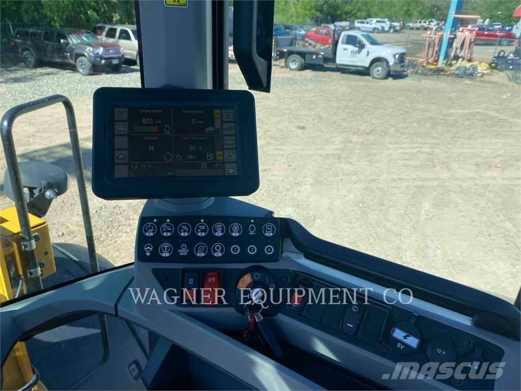 CAT 938M FC Chargeuse sur pneus