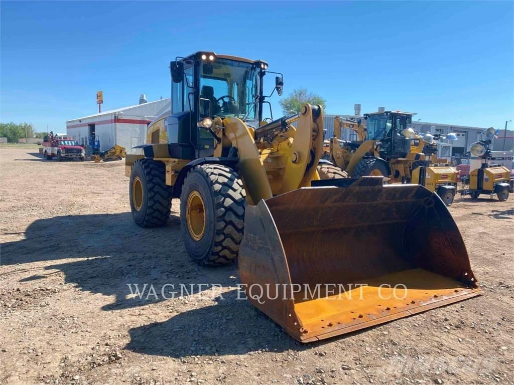 CAT 938M FC Chargeuse sur pneus