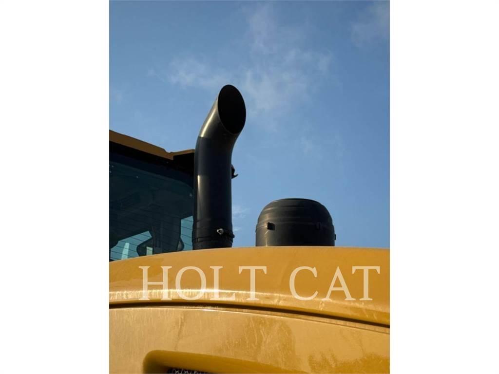 CAT 938M QC Chargeuse sur pneus