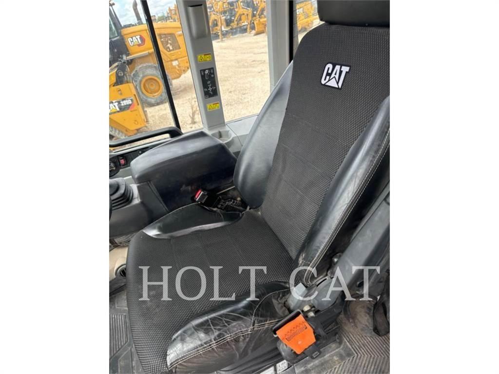 CAT 938M QC Chargeuse sur pneus