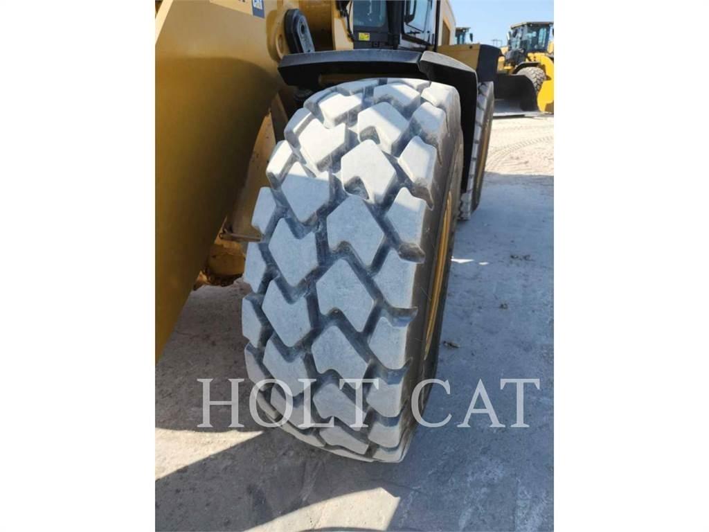 CAT 938M QC Chargeuse sur pneus
