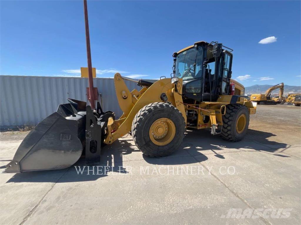 CAT 938M QC Chargeuse sur pneus