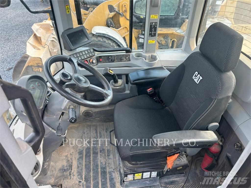 CAT 938M3V28QC Chargeuse sur pneus
