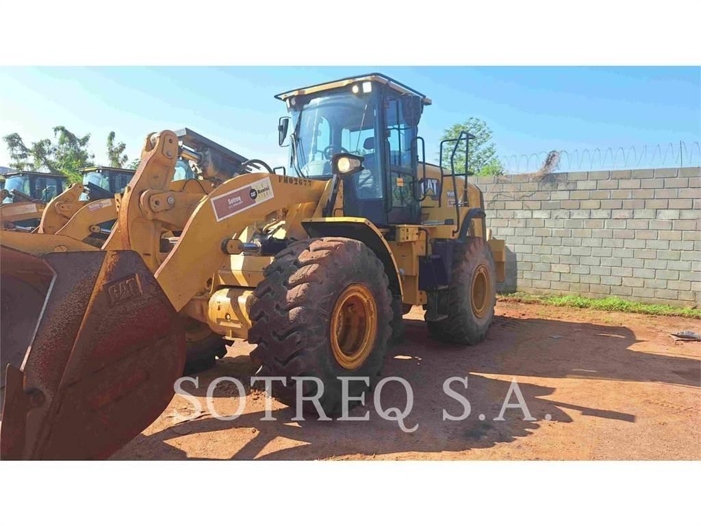 CAT 950L Chargeuse sur pneus
