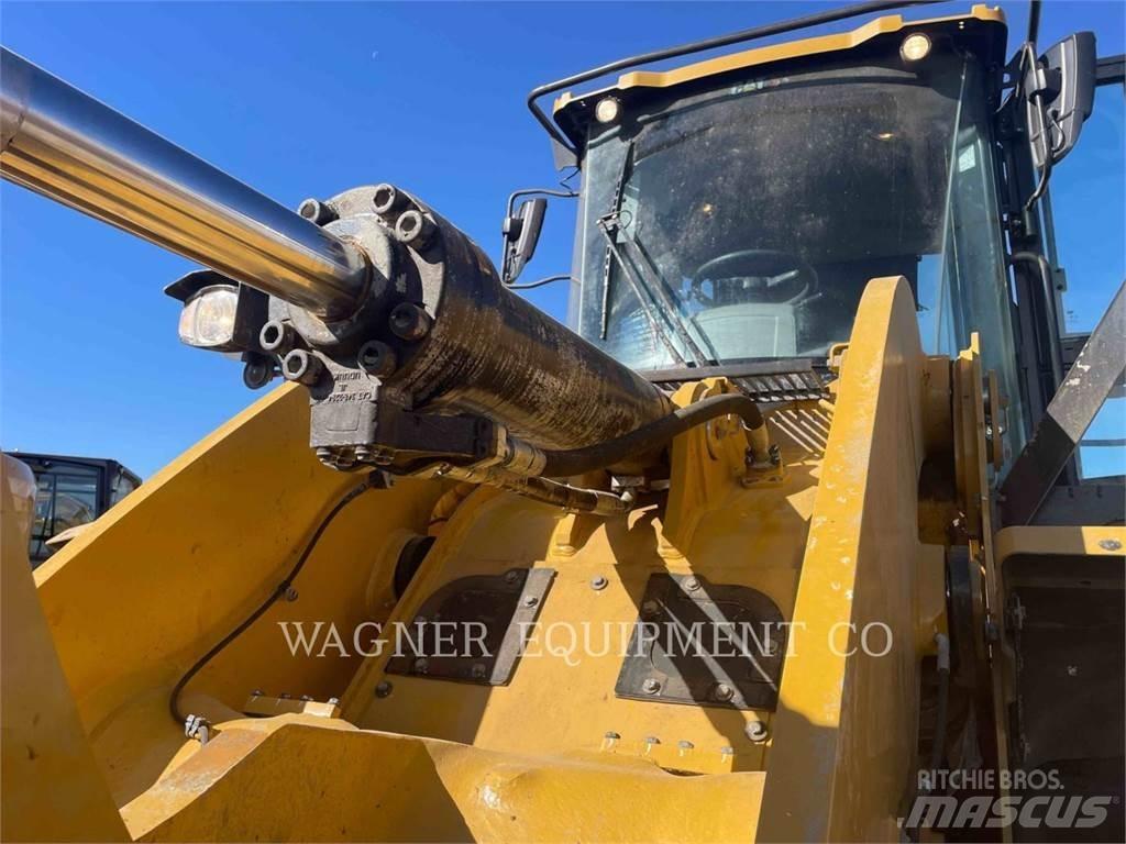 CAT 950M Chargeuse sur pneus