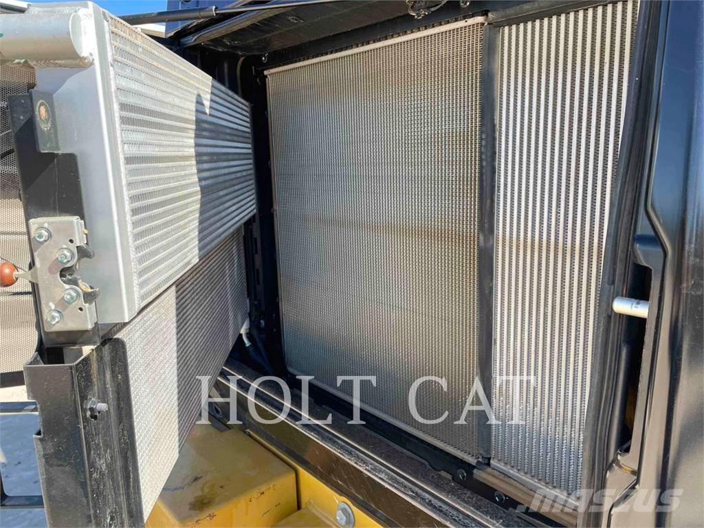 CAT 950M Chargeuse sur pneus