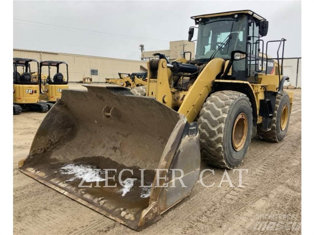 CAT 950M Chargeuse sur pneus