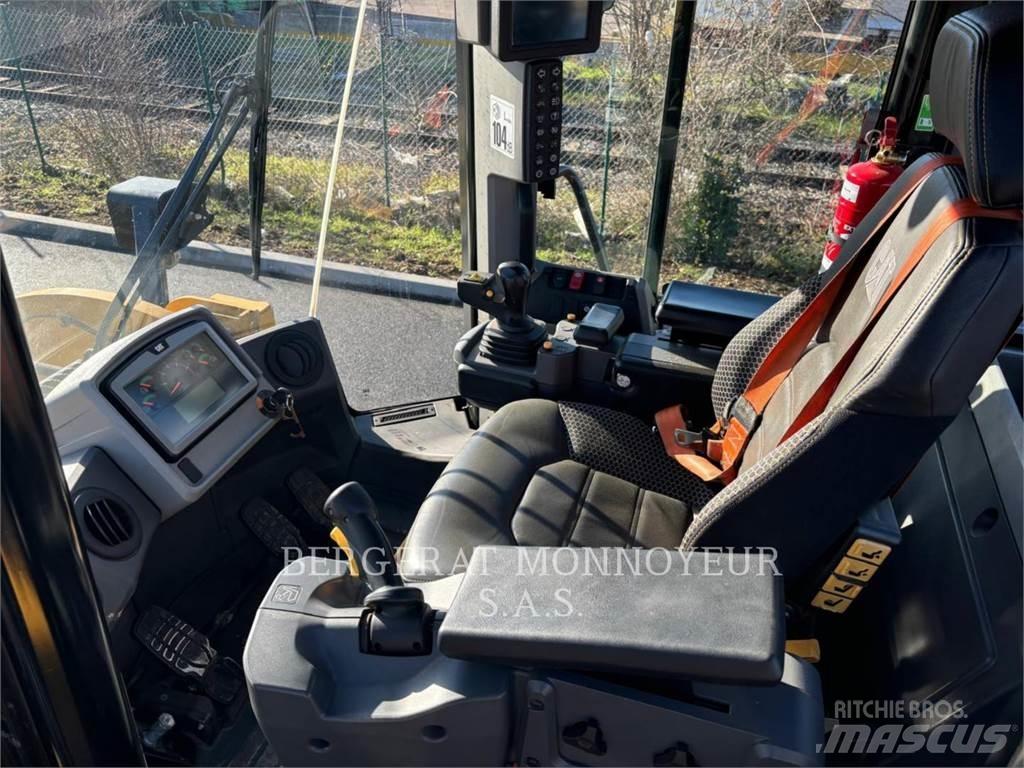 CAT 950M Chargeuse sur pneus