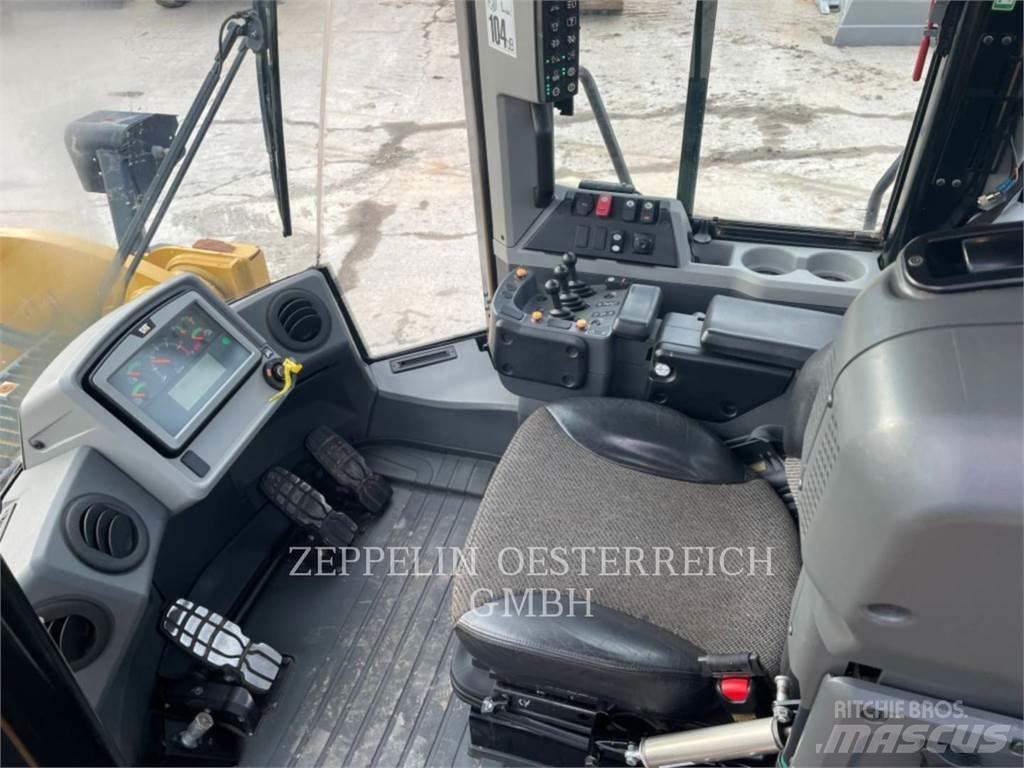 CAT 950M Chargeuse sur pneus