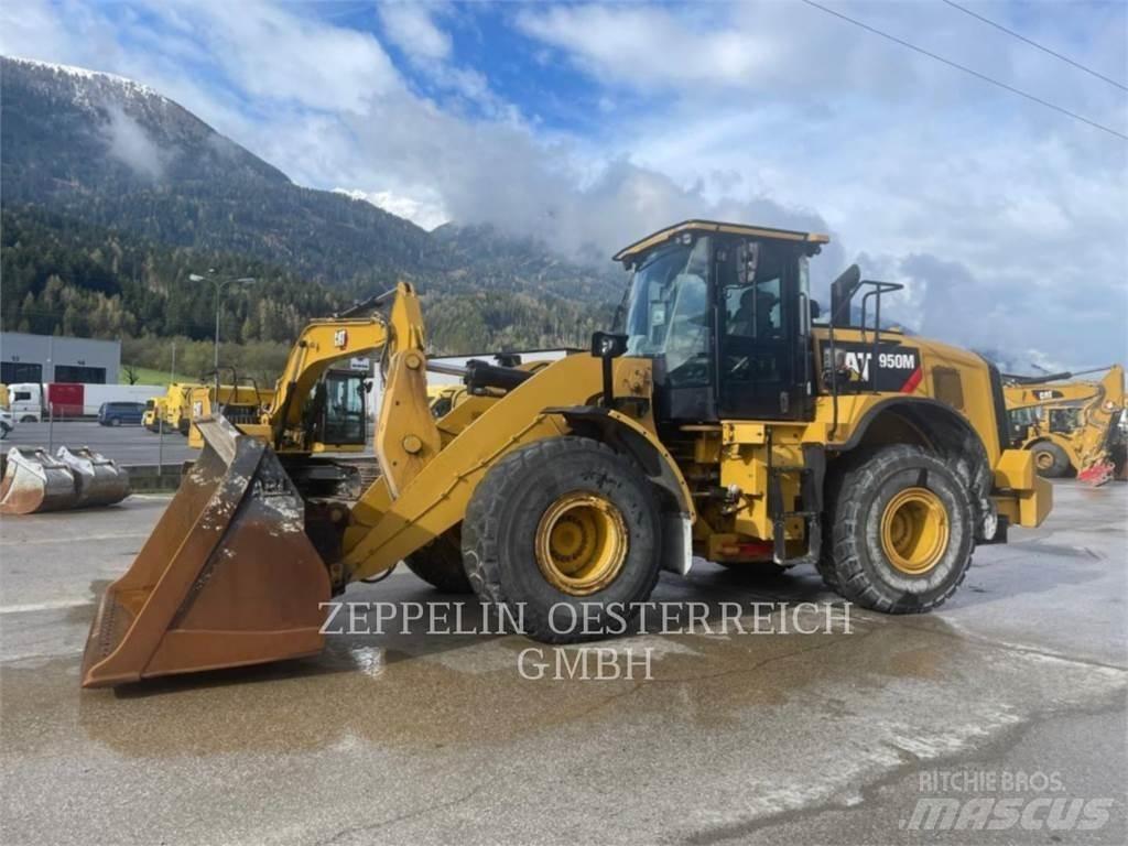 CAT 950M Chargeuse sur pneus