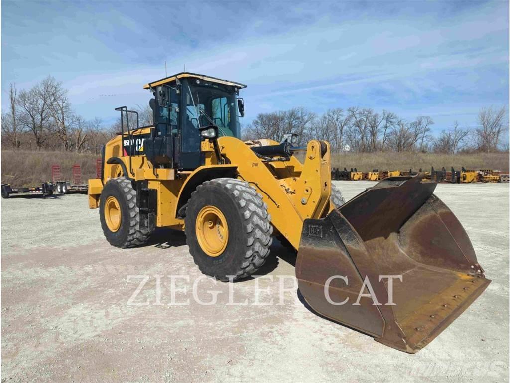 CAT 950M Chargeuse sur pneus