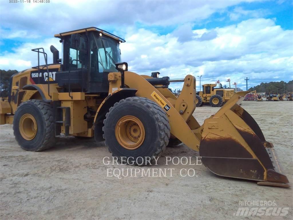 CAT 950M Chargeuse sur pneus