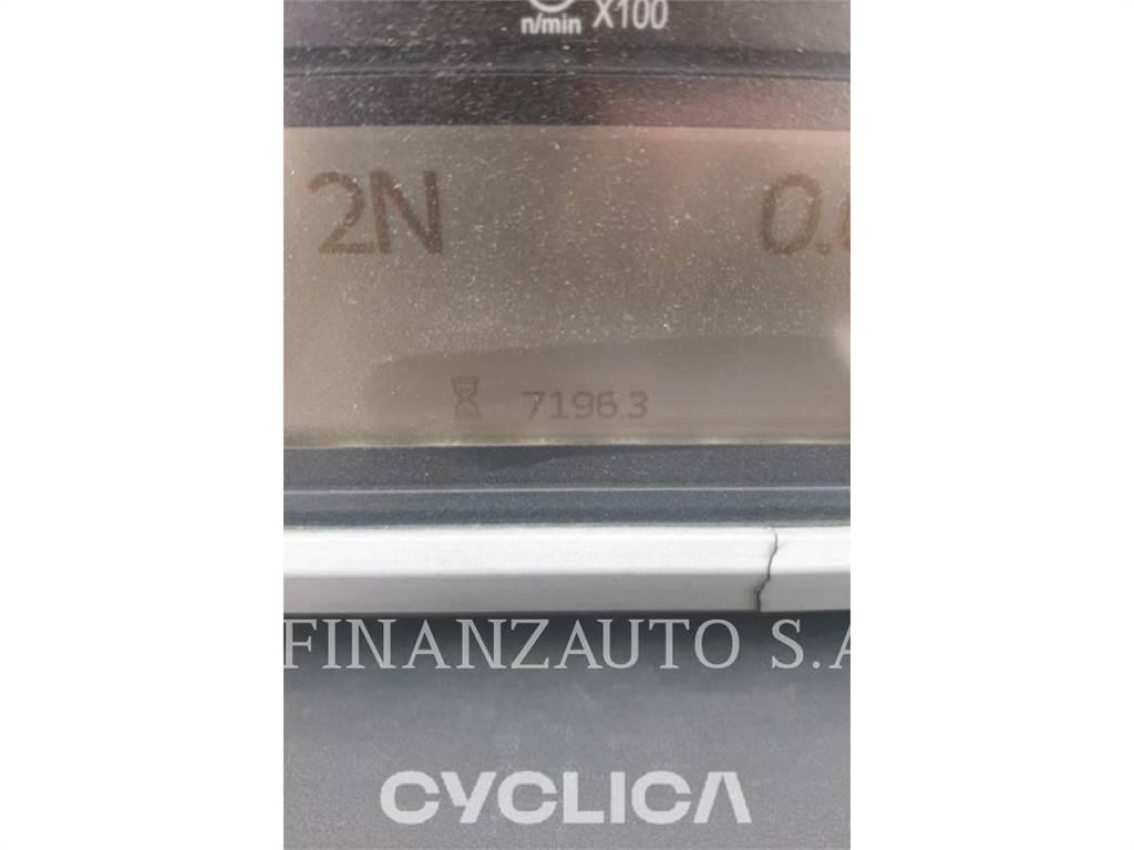 CAT 950M Chargeuse sur pneus