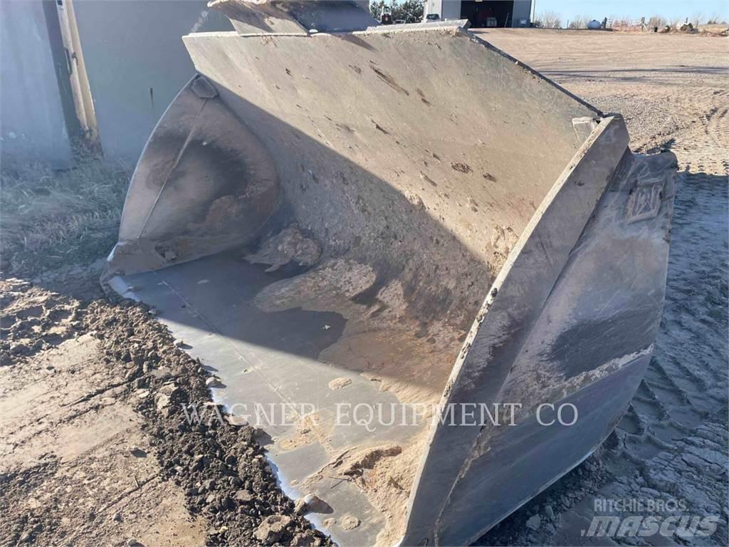 CAT 950M Chargeuse sur pneus