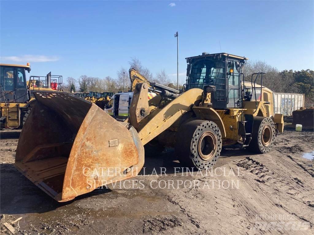 CAT 950M Chargeuse sur pneus
