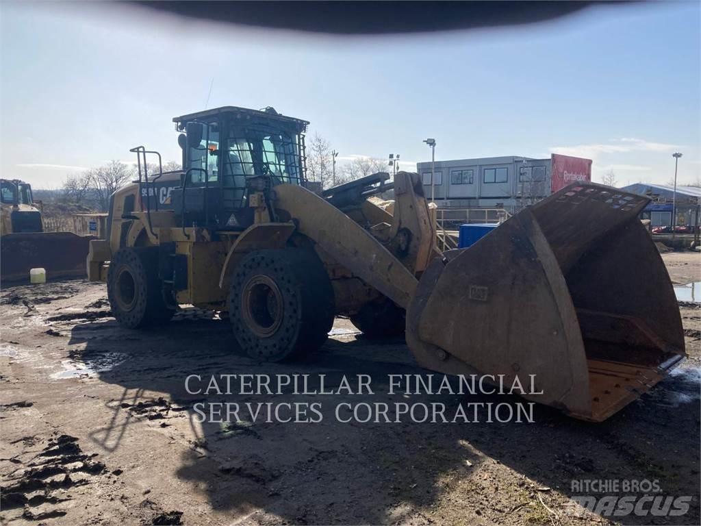 CAT 950M Chargeuse sur pneus