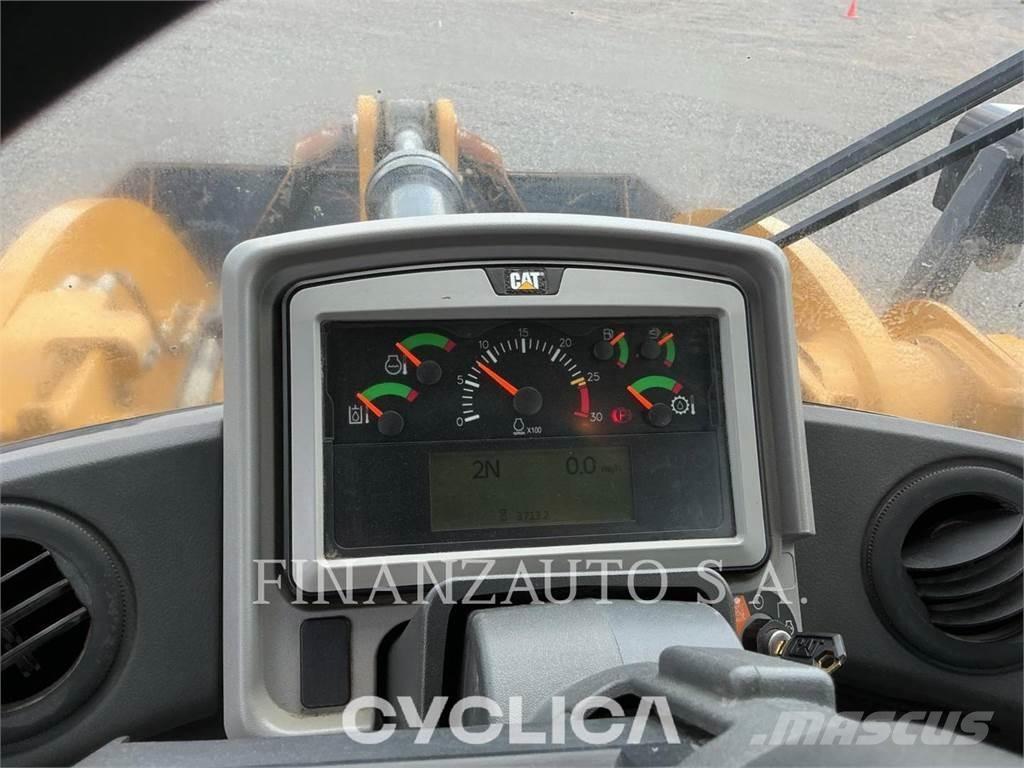 CAT 950M Chargeuse sur pneus