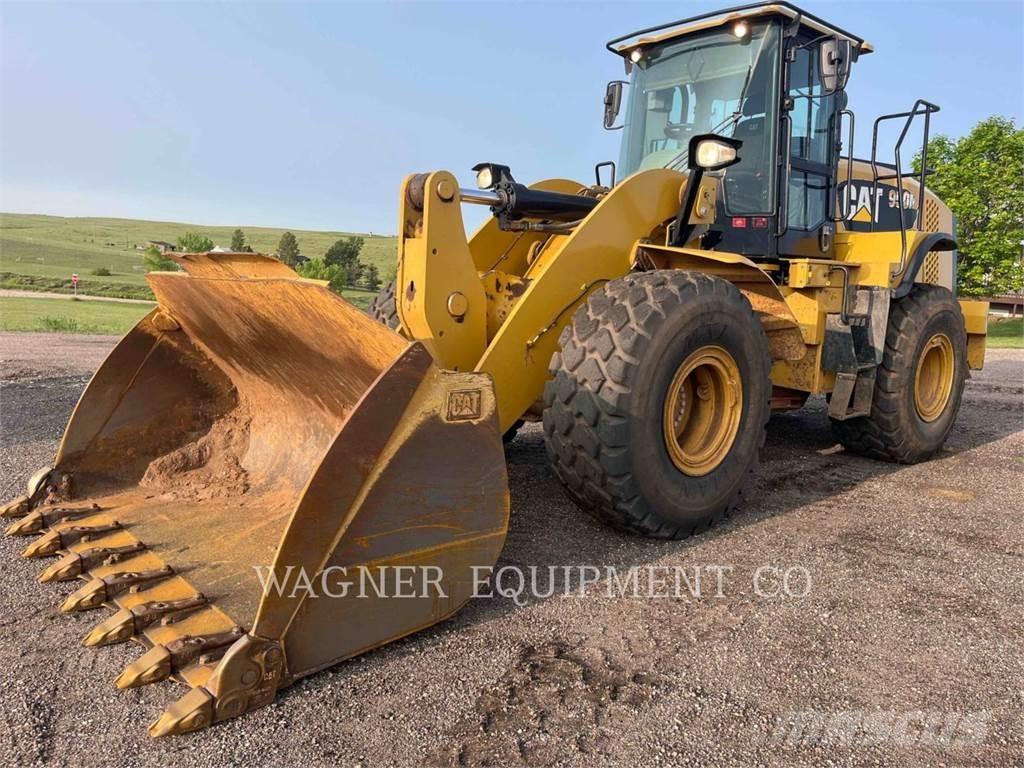 CAT 950M Chargeuse sur pneus