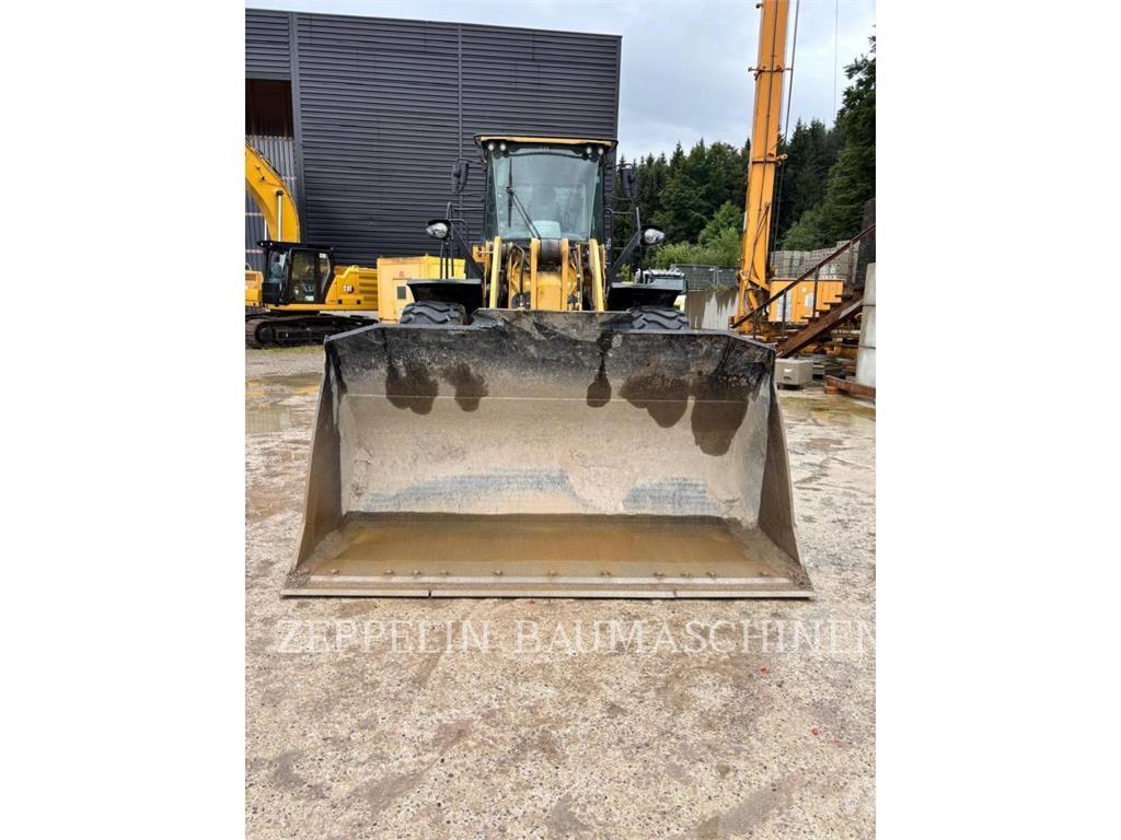 CAT 950M Chargeuse sur pneus