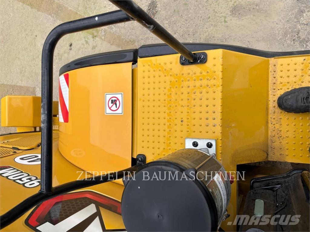 CAT 950M Chargeuse sur pneus