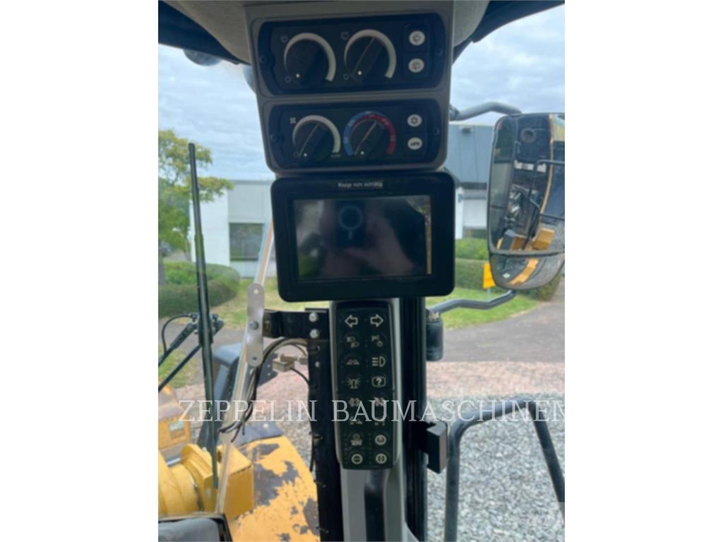CAT 950M Chargeuse sur pneus
